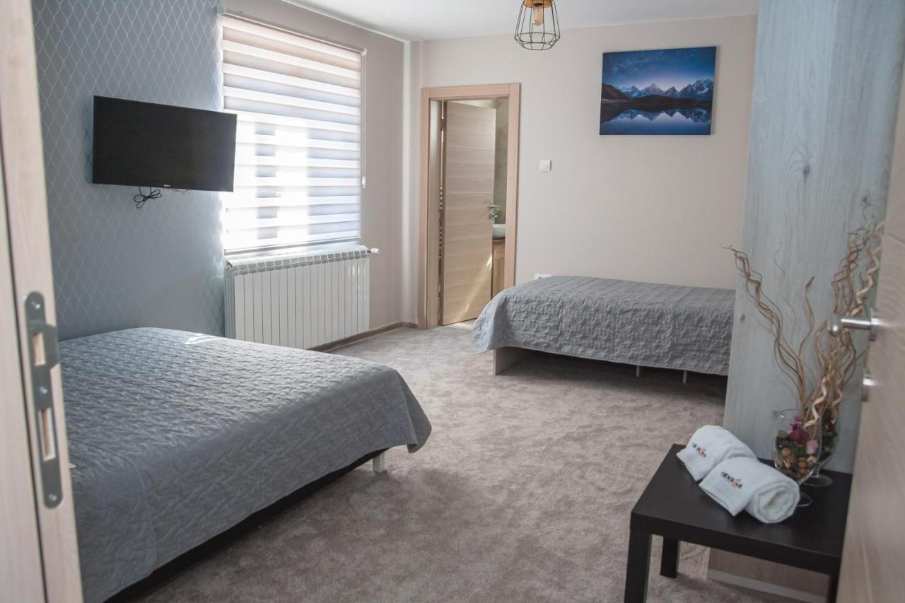 Mehana Apartmani Leskovac  Buitenkant foto