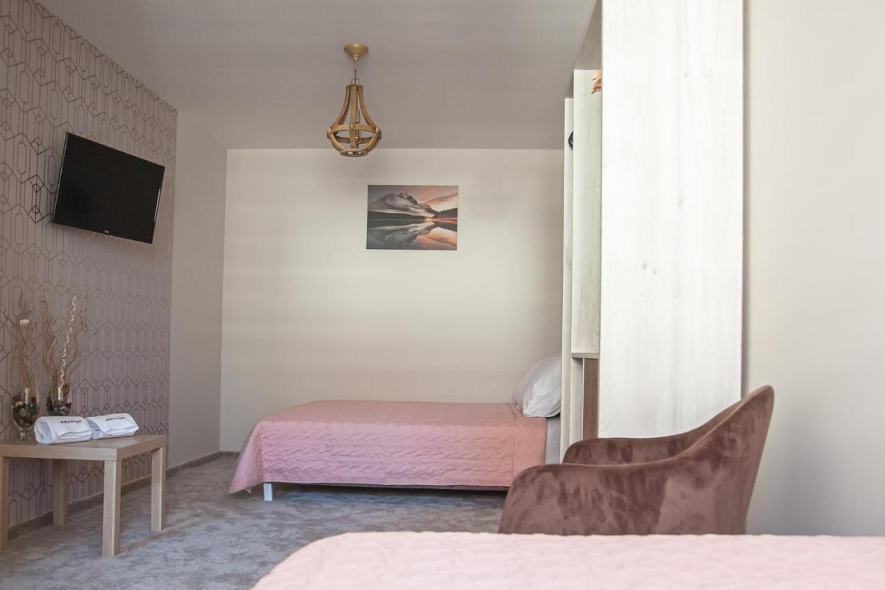 Mehana Apartmani Leskovac  Buitenkant foto